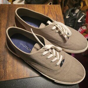 Nautica boat deck shoes men's size 13